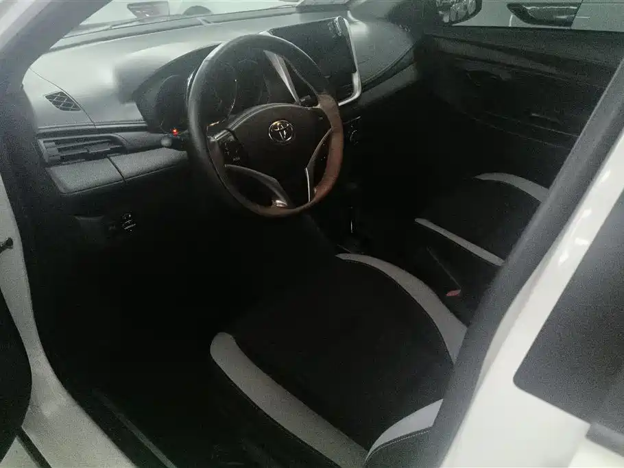 Toyota YARiS L Zhi Xuan 2022 Zhi Xuan X 1.5L CVT Leading PLUS Edition фото 12