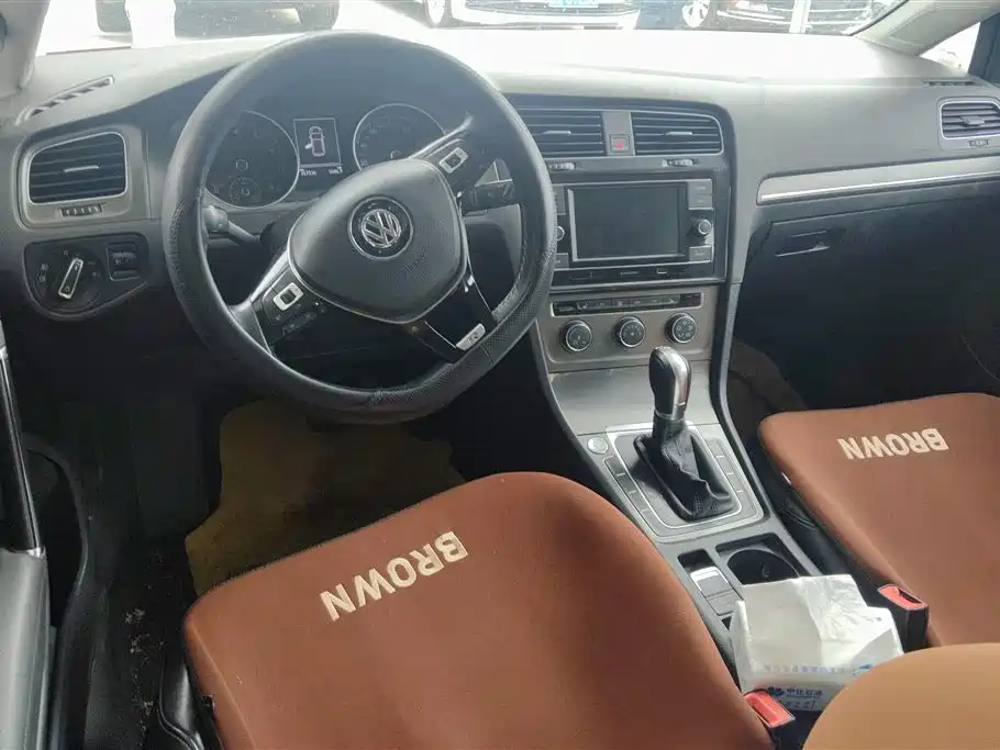Volkswagen Golf 2014 1.4TSI Automatic Luxury фото 12
