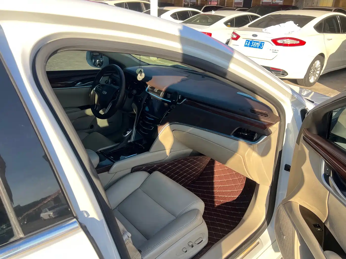 Фото 19 - Cadillac XTS