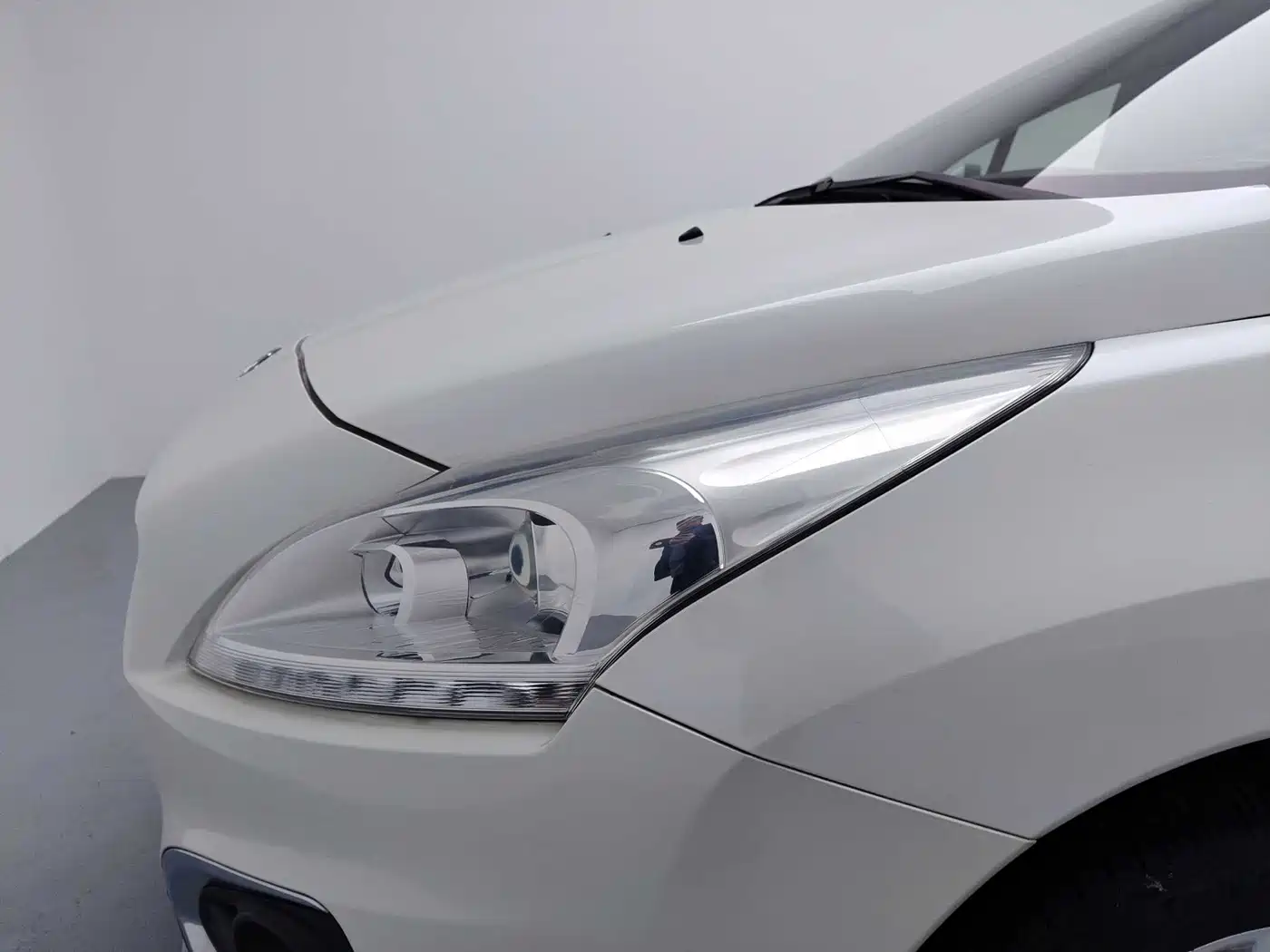 Peugeot 3008 2015 1.6THP Automatic Top Style Edition фото 10