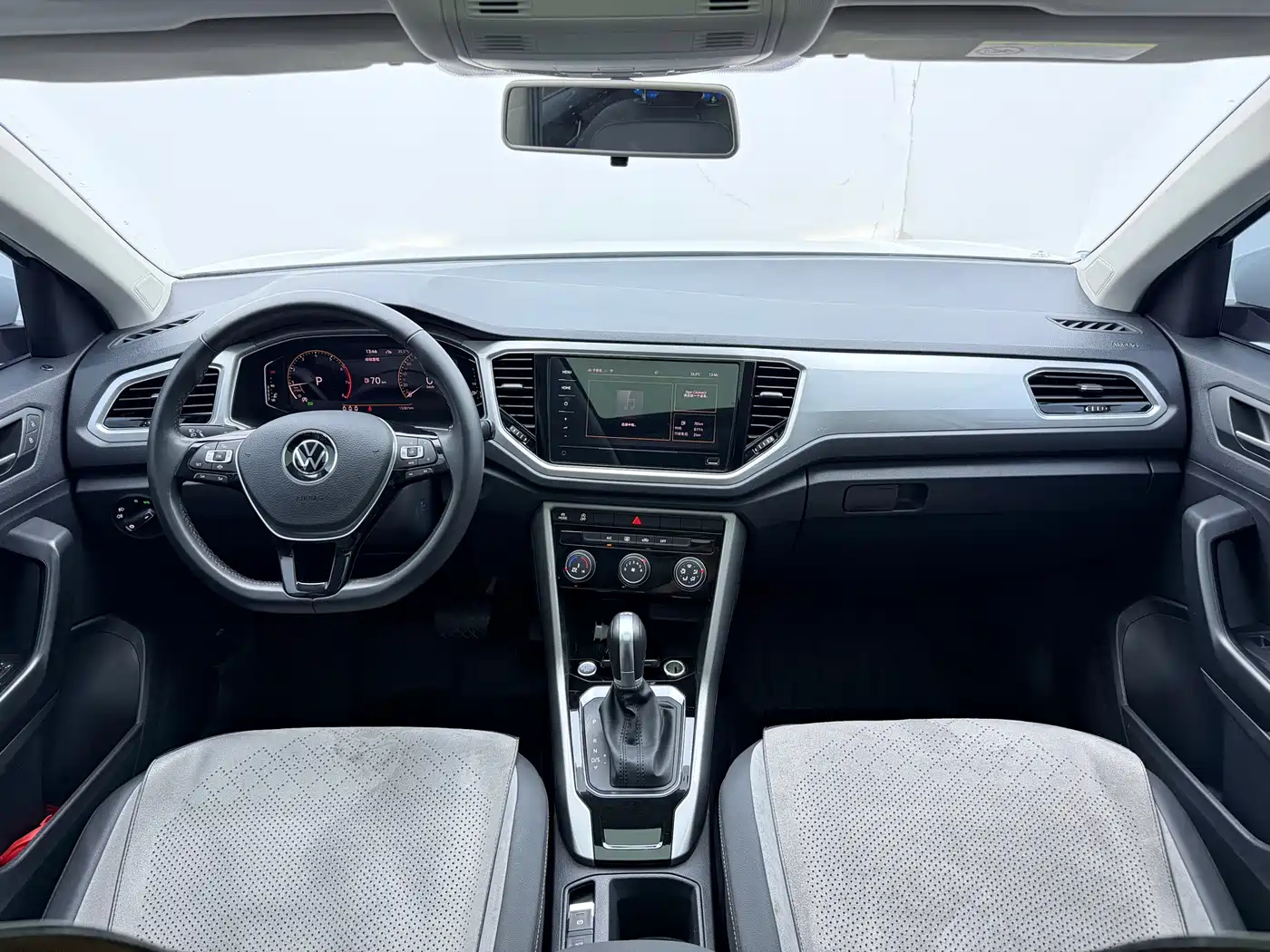 Volkswagen T-Roc, миниатюра 16