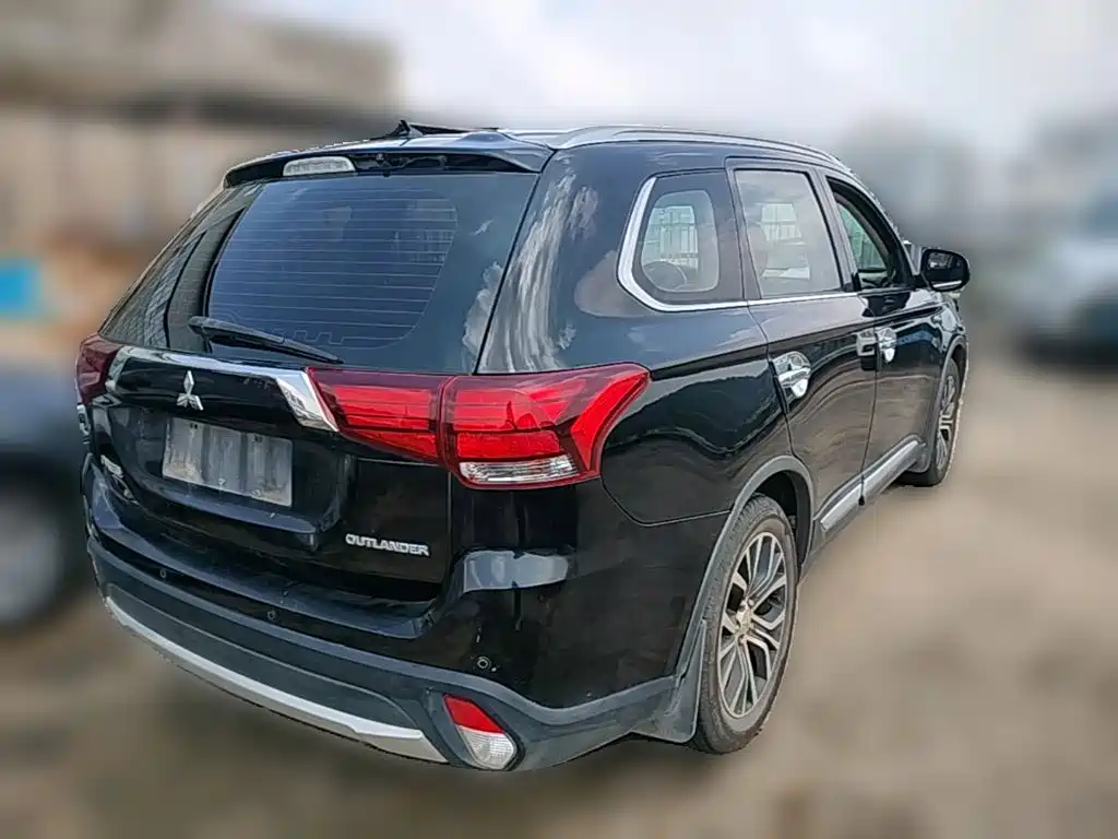 Mitsubishi Outlander 2017 2016 2.4L 4WD Elite Edition 5-seater