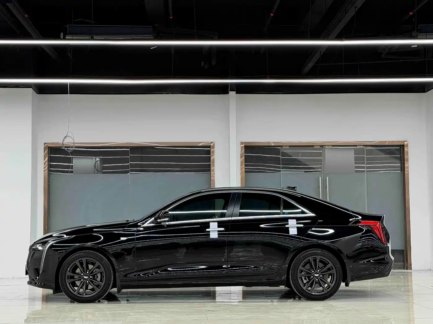 Cadillac CT4 2024 2023 28T Luxury Model