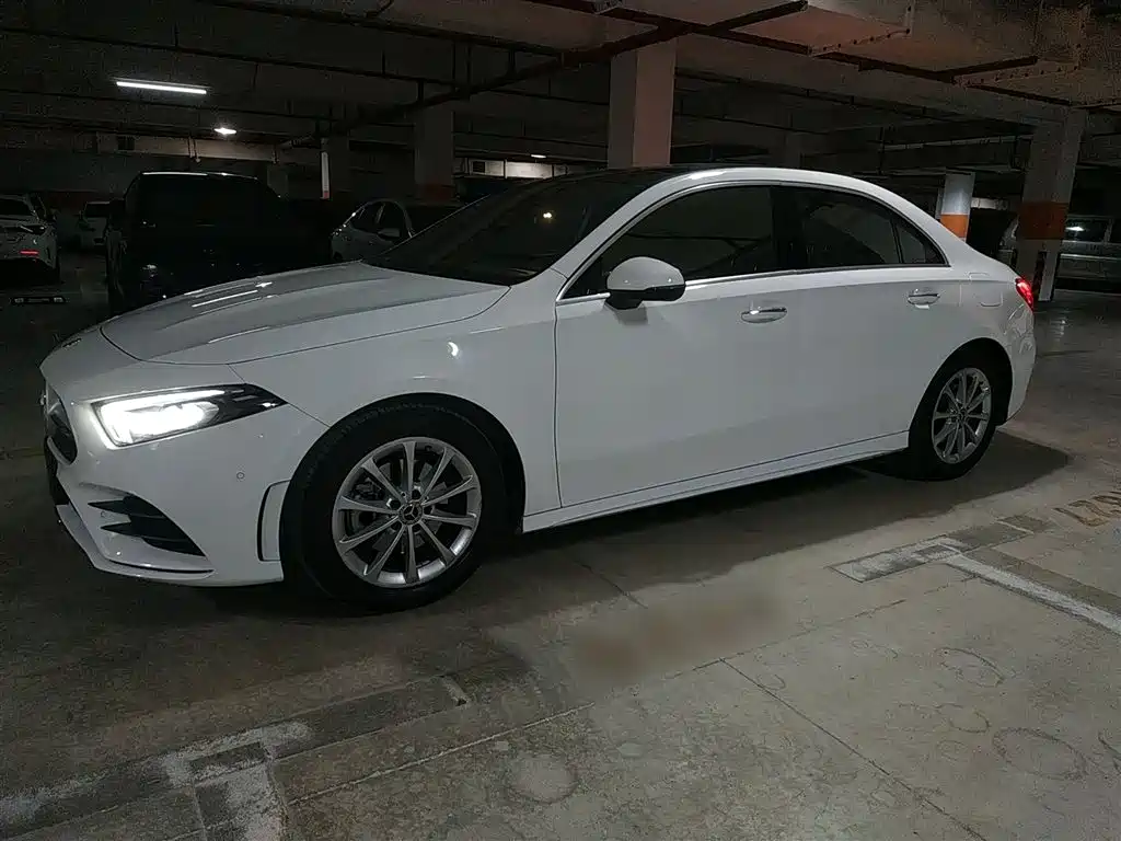 Mercedes-Benz A-Class 2020 Facelift A 200 L Sport Sedan Fashion фото 4