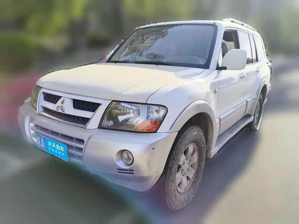Mitsubishi Pajero 2009 2008 V73 3.0L AT GLX