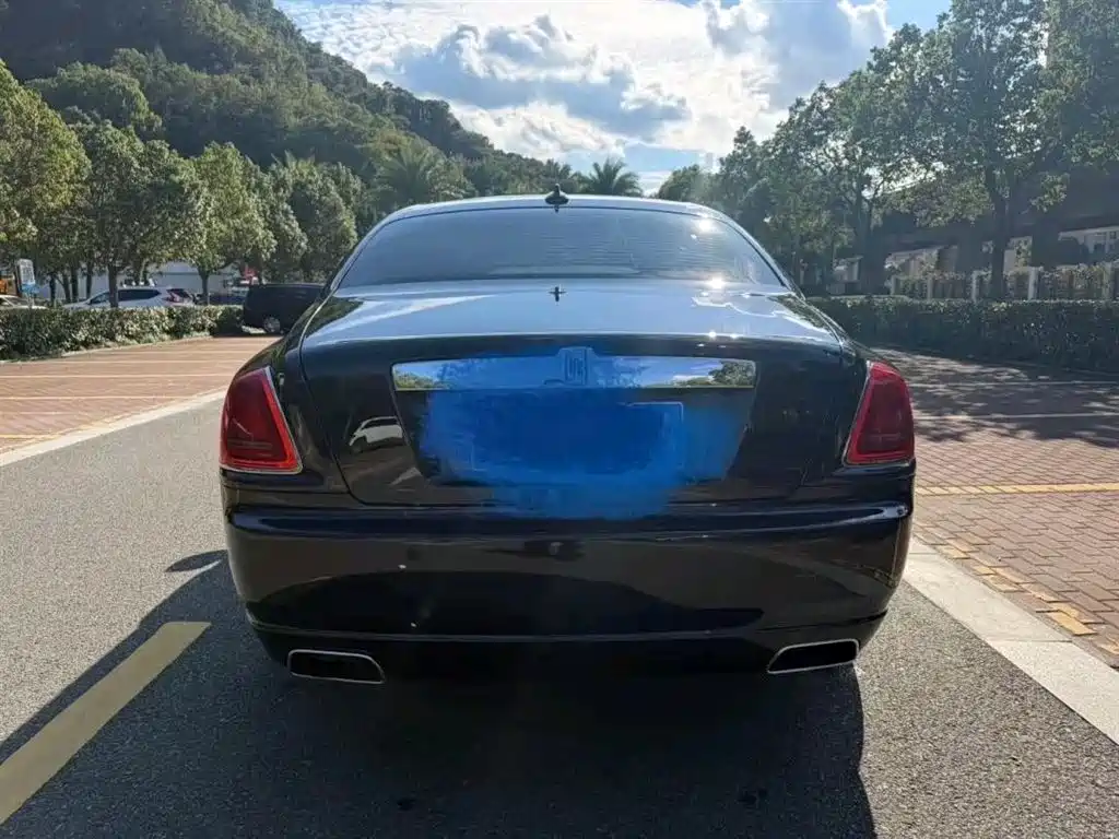 Фото 2 - Rolls-Royce Ghost