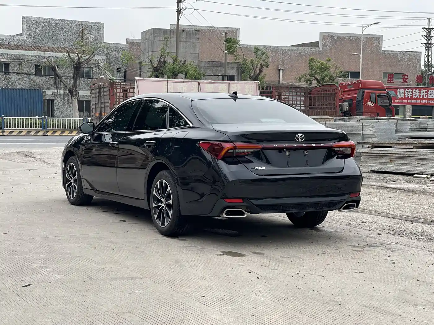 Toyota Avalon 2022 2.0L Luxury Edition фото 8