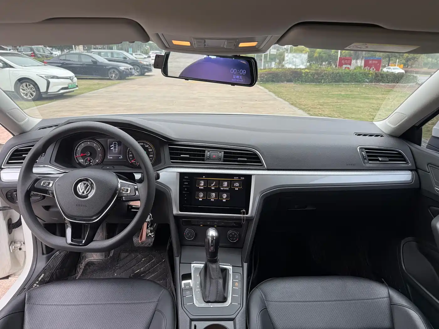 Volkswagen Lamando 2021 230TSI DSG Fashion Edition фото 6