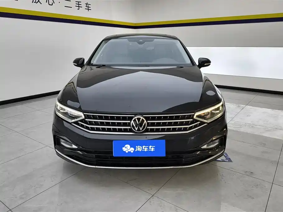 Volkswagen Magotan 2023 Model 2 Million Commemorative Edition 330TSI DSG Luxury фото 2