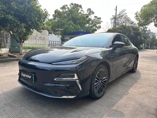 GEELY GALAXY GALAXY SPARKLE 8