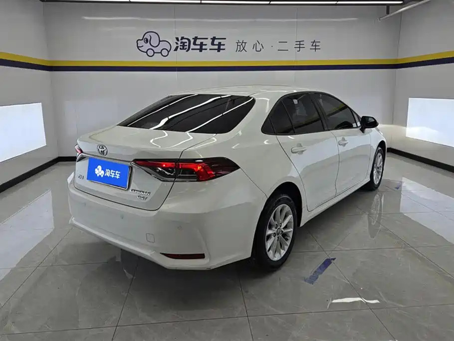 Toyota Corolla 2021 1.2T S-CVT Elite PLUS Edition фото 3