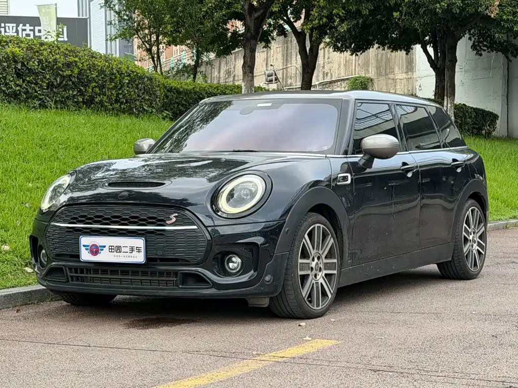 MINI CLUBMAN 2023 2023 Facelift 1.5T COOPER Connoisseur