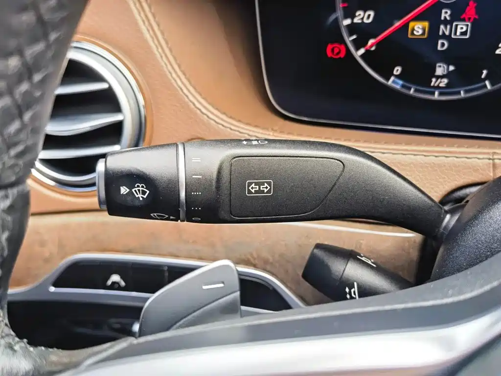 Фото 35 - Mercedes-Benz S-Class