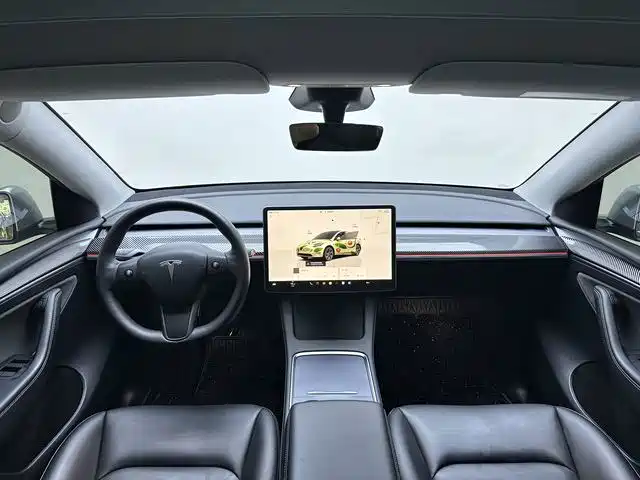 Фото 9 - Tesla Model Y