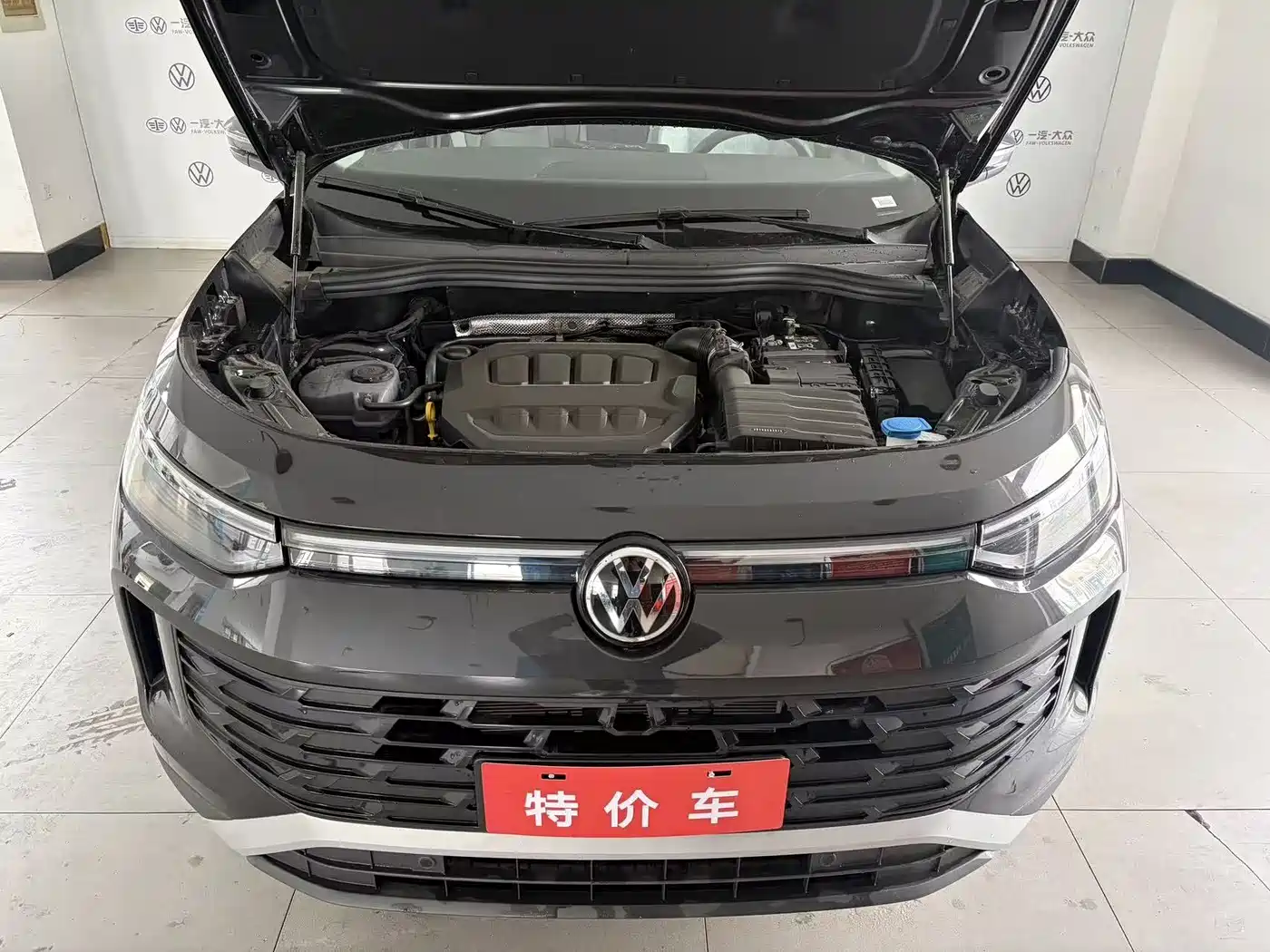 Volkswagen Tayron 2026 Model Tayron L 330TSI 2WD Elite фото 4