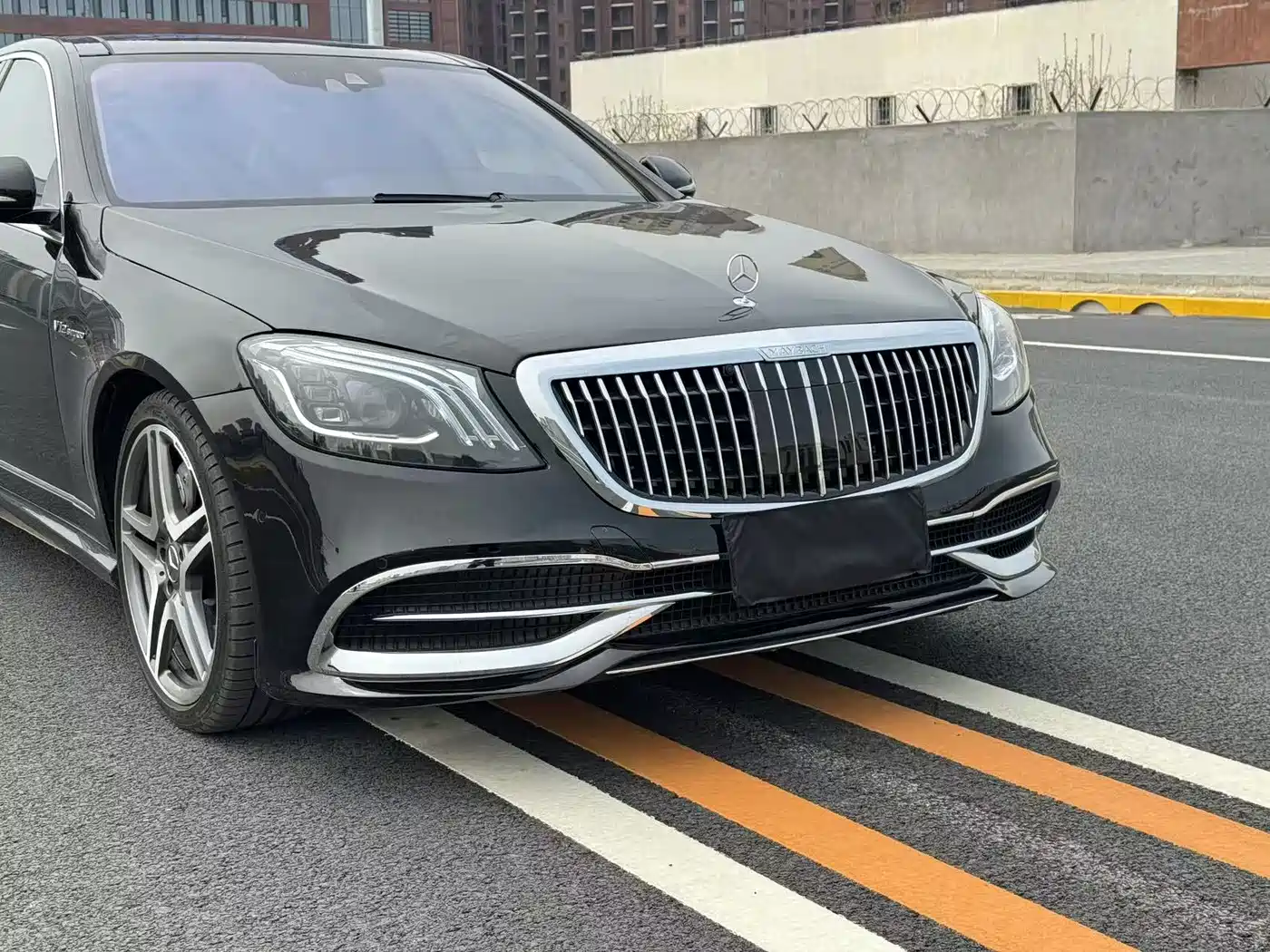 Mercedes-Benz S-Class AMG 2010 AMG S 65 фото 3