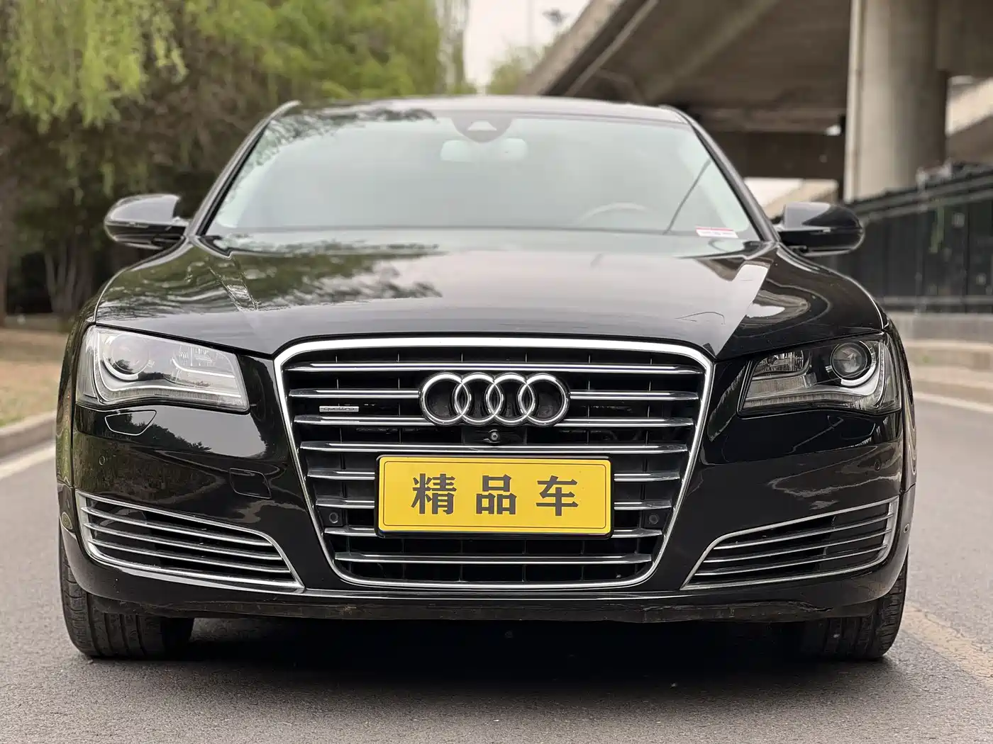 Audi A8 2012 A8L 45 TFSI quattro Luxury фото 2