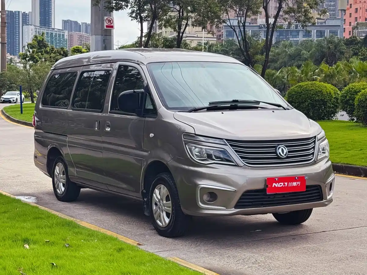 Фото 3 - Dongfeng Fengxing Lingzhi