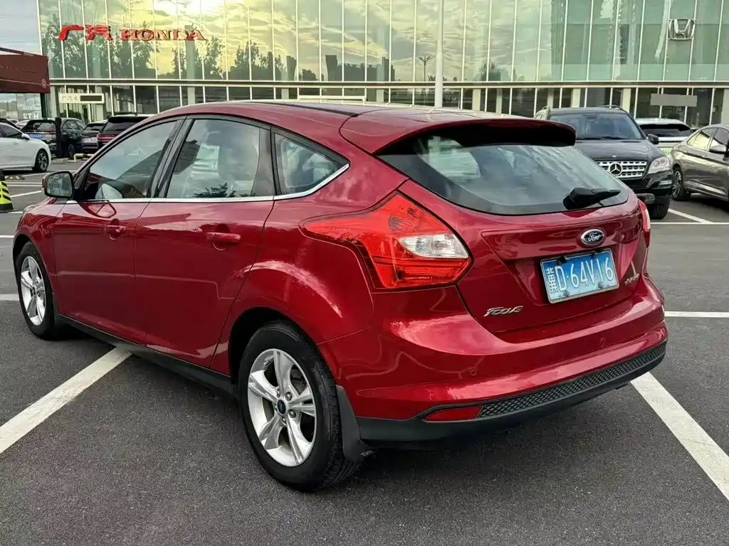 Ford Focus 2014 2012 Hatchback 1.6L Automatic Comfort