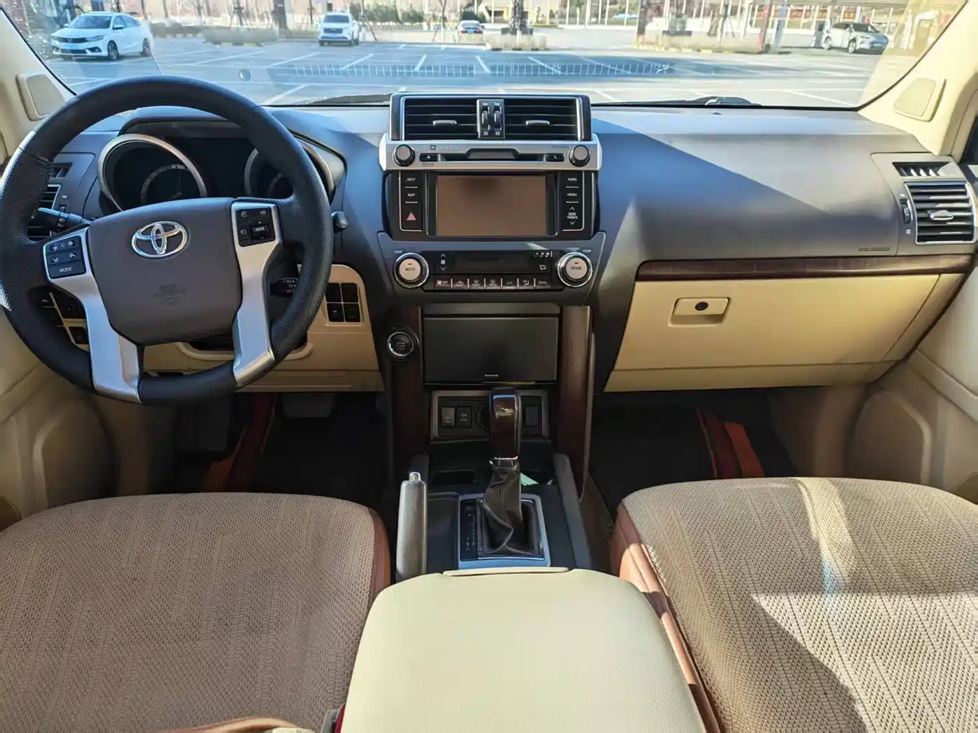 Toyota Prado 2014 4.0L Automatic TX-L NAVI фото 4