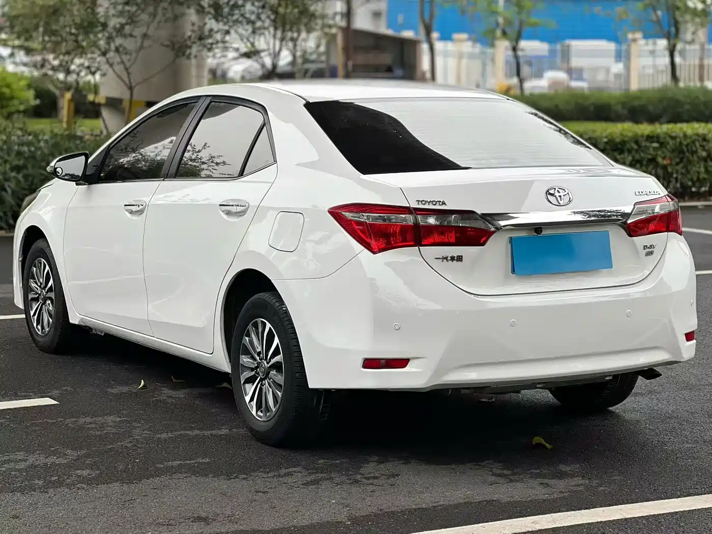 Toyota Corolla 2017 Facelift 1.2T S-CVT GL фото 6