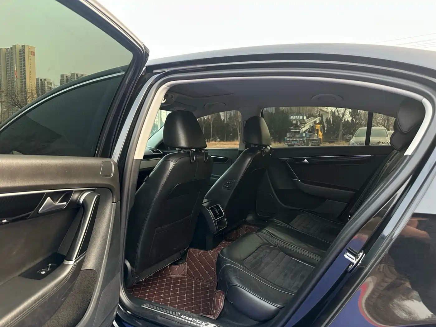 Volkswagen Magotan 2015 Facelift 1.8TSI Premium фото 8