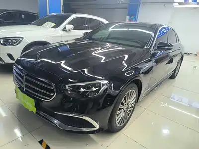 Mercedes-Benz E