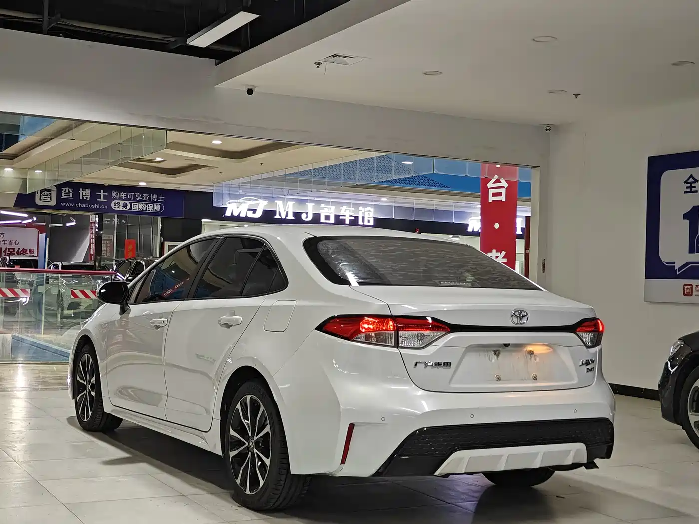 Toyota Levin 2021 185T CVT Sport Edition фото 6