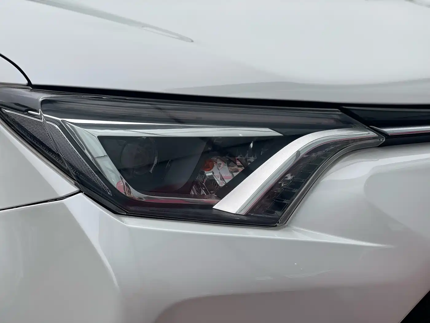 TOYOTA RAV4 RONGFANG