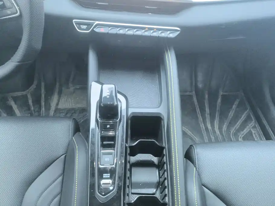 Photo 16 - Geely Binyue