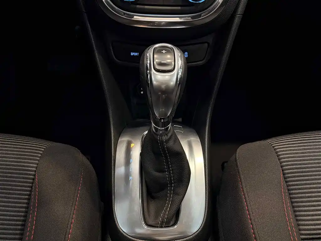 Buick Encore 2015 1.4T Automatic 2WD Urban Elite фото 26