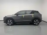 Фото 8 - Lynk & Co 06