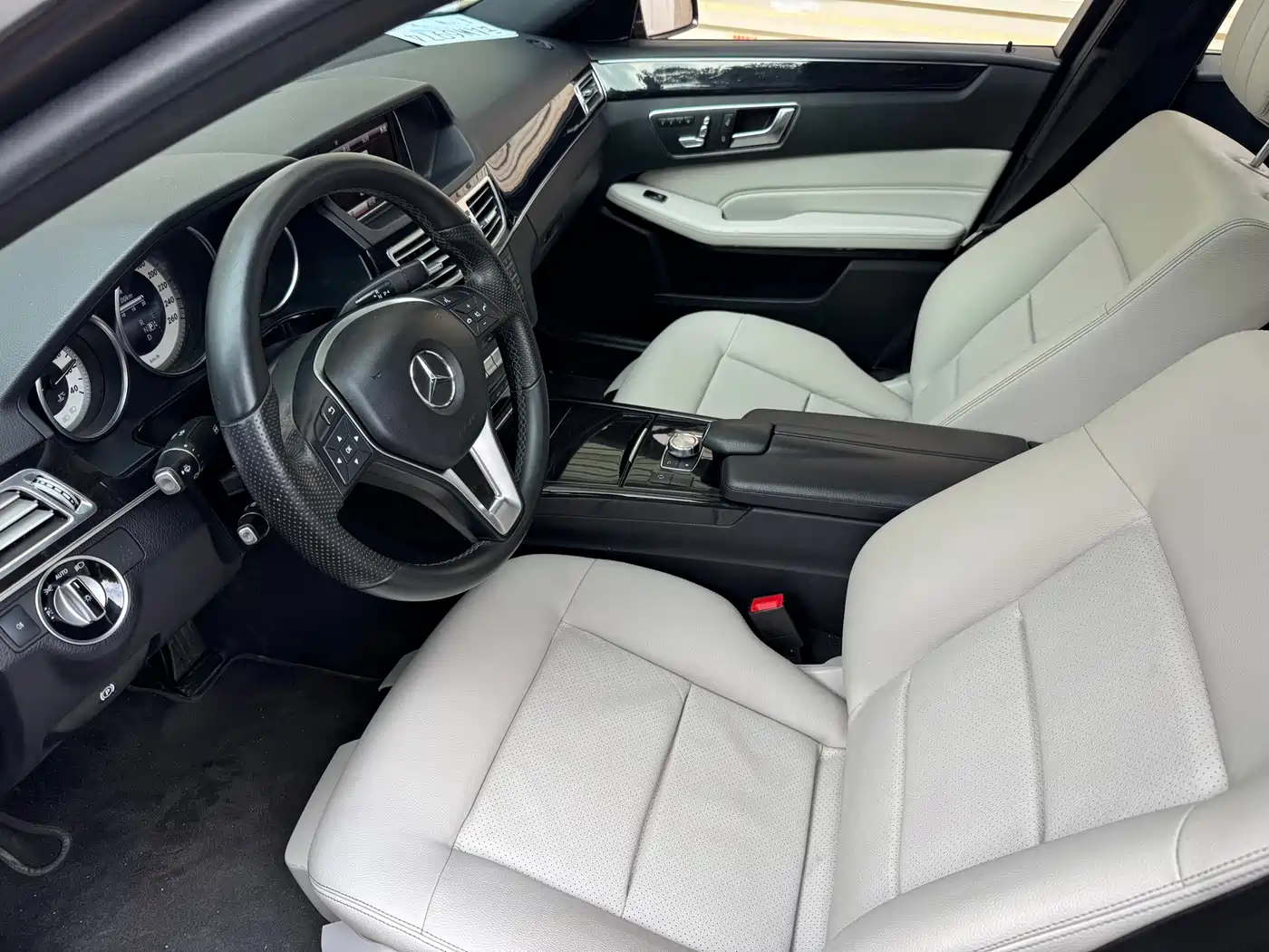 Mercedes-Benz E-Class 2014 Facelift E 260 L Sport фото 12