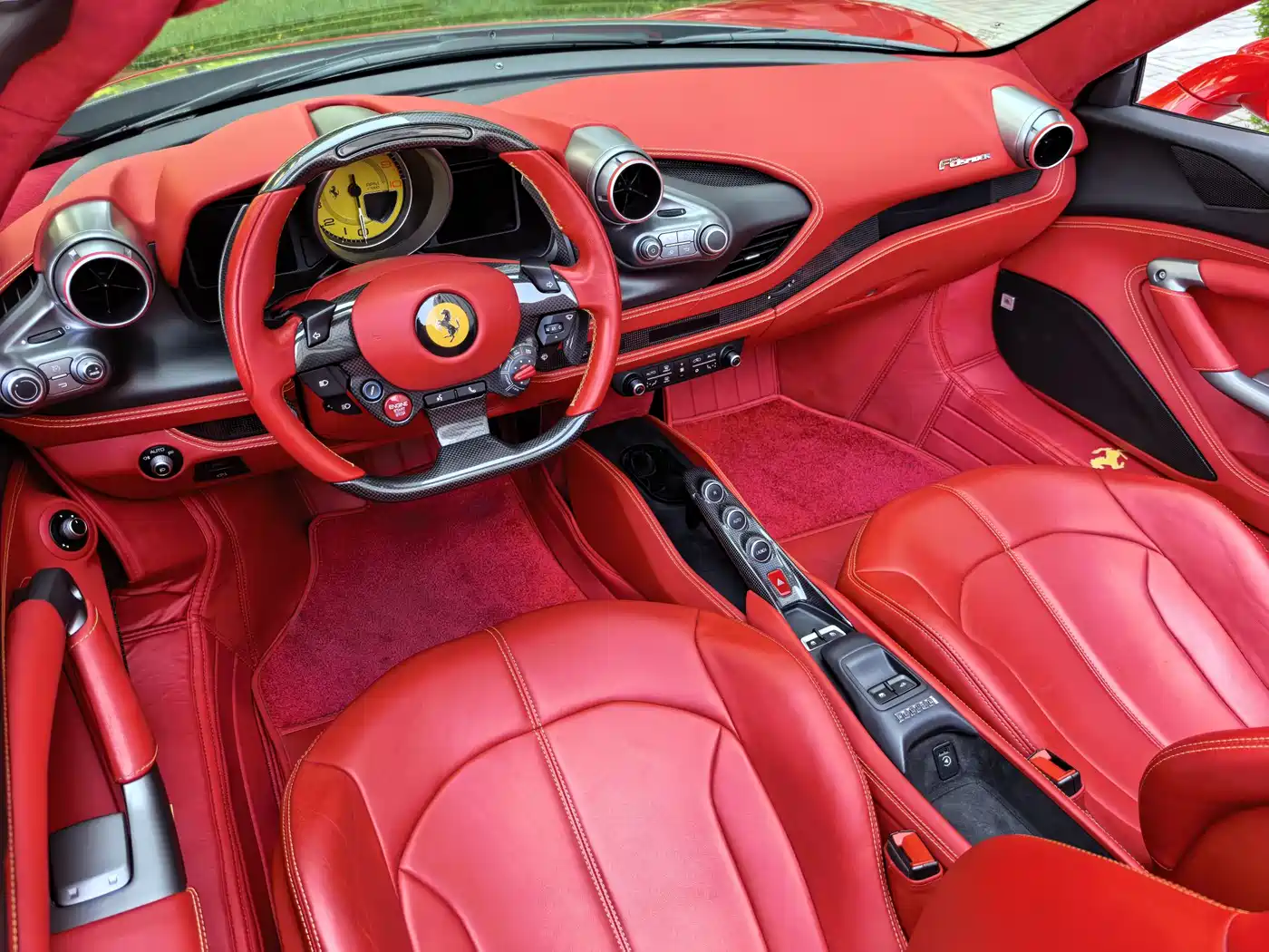 Ferrari F8 2021 2020 Spider 3.9T V8