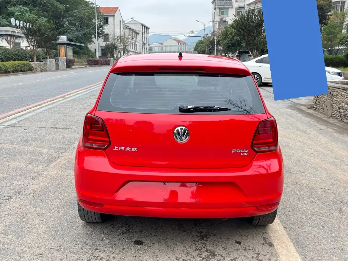 Volkswagen Polo 2016 1.6L Automatic Comfort фото 13