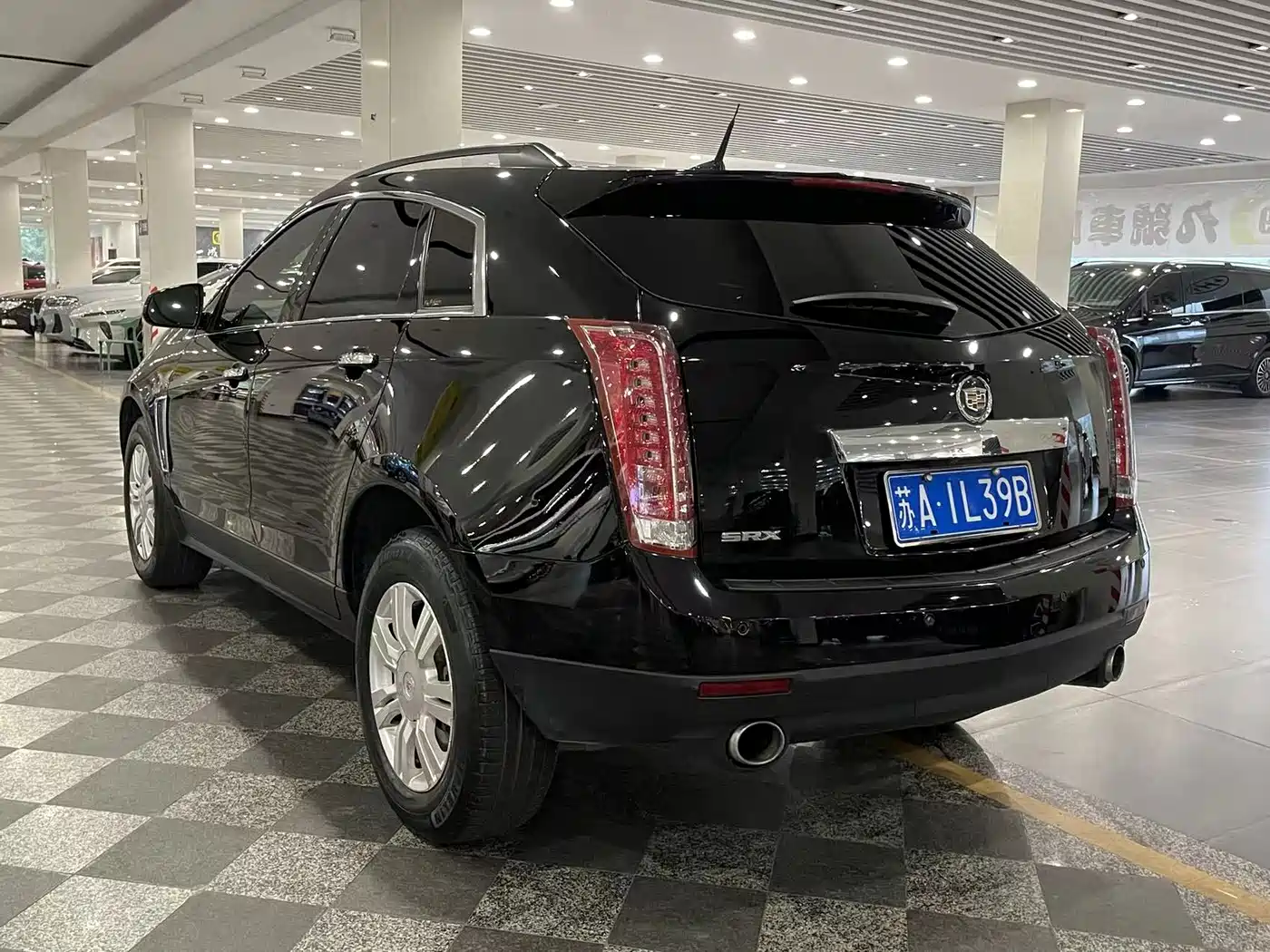 Cadillac SRX 2015 3.0L Comfort фото 4