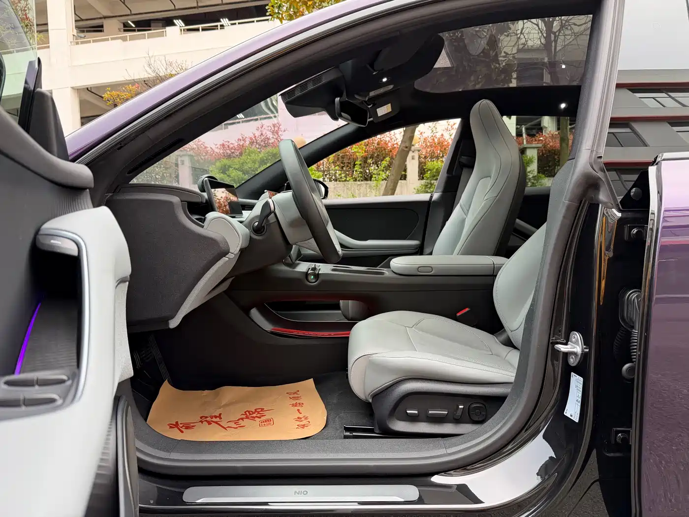 NIO NIO ET5T