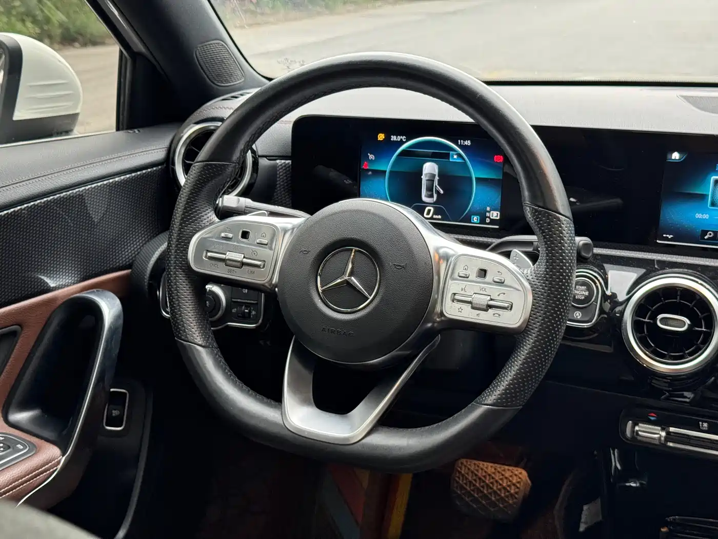 Mercedes-Benz A-Class 2019 A 180 L Sport Sedan фото 15