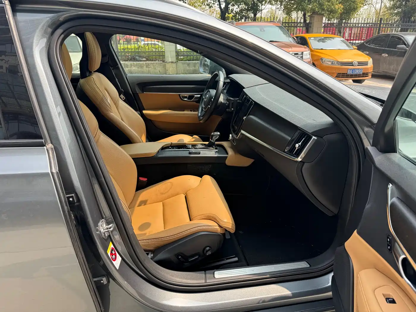 Volvo V90 2017 Cross Country T5 AWD Smart Edition фото 17