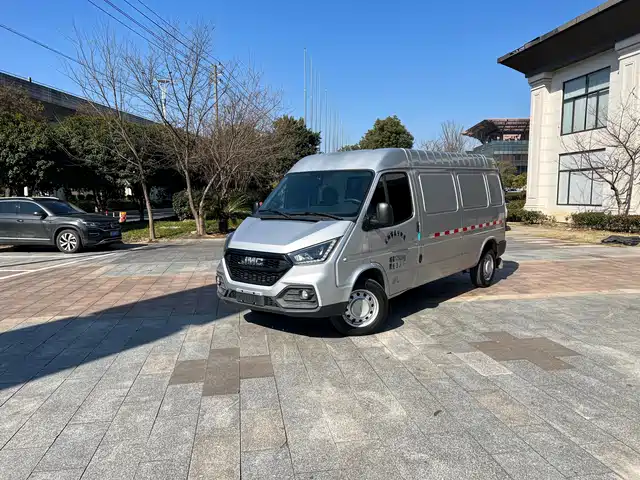  Jiangling Tesun 2021 Model 2.8T Space King Taurus Edition Long Wheelbase Medium-High Roof Single Rear Tire 3-Seater Diesel China VI JX493