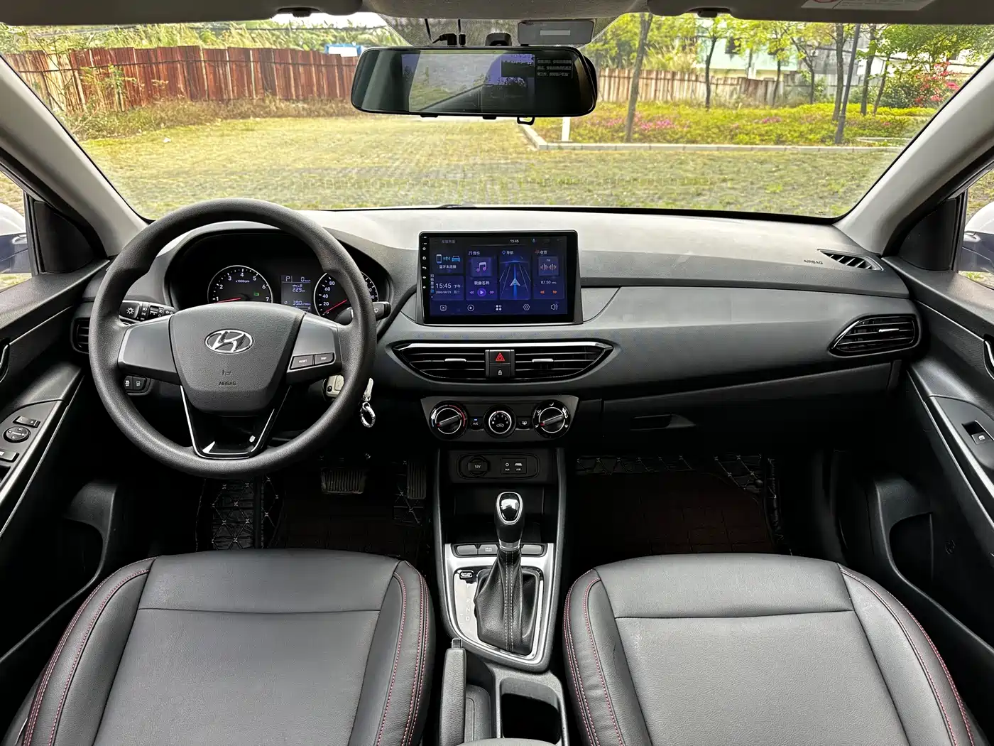Hyundai Elantra 2018 1.6L Automatic Pleasing Edition GL China VI фото 8