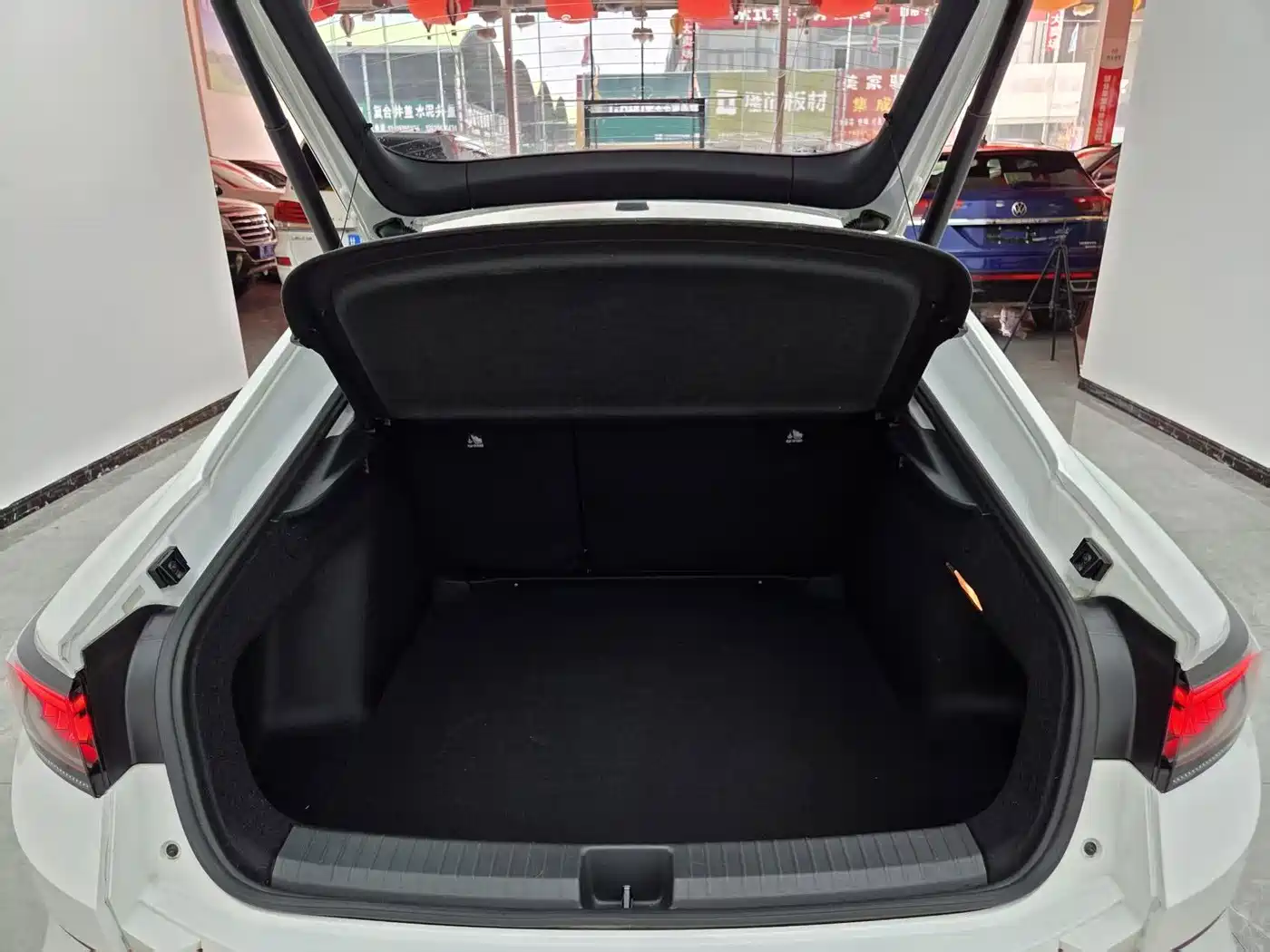 Volkswagen Lamando, миниатюра 16