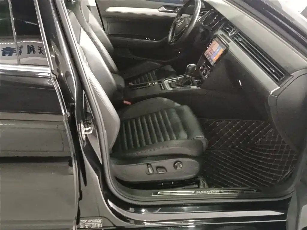 Volkswagen Magotan 2019 280TSI DSG Comfort China VI фото 25
