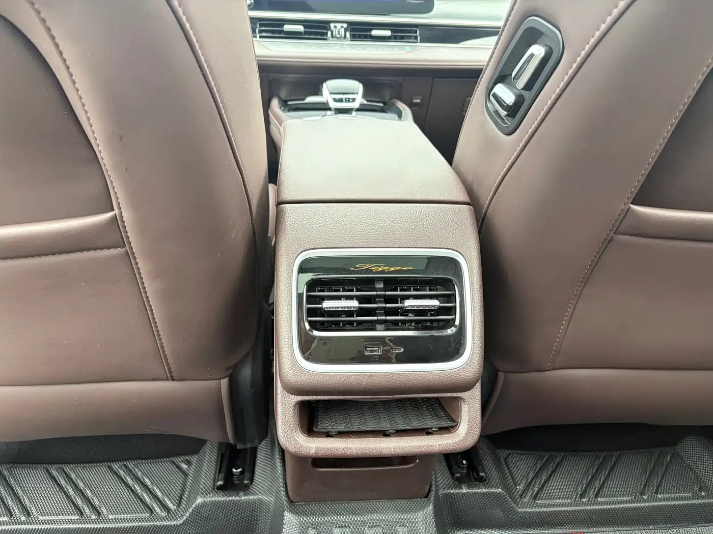 Chery Tiggo 8 PRO 2023 2022 290T 2WD Vast Version 5-Seater