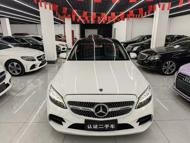 Mercedes-Benz C-Class 2020