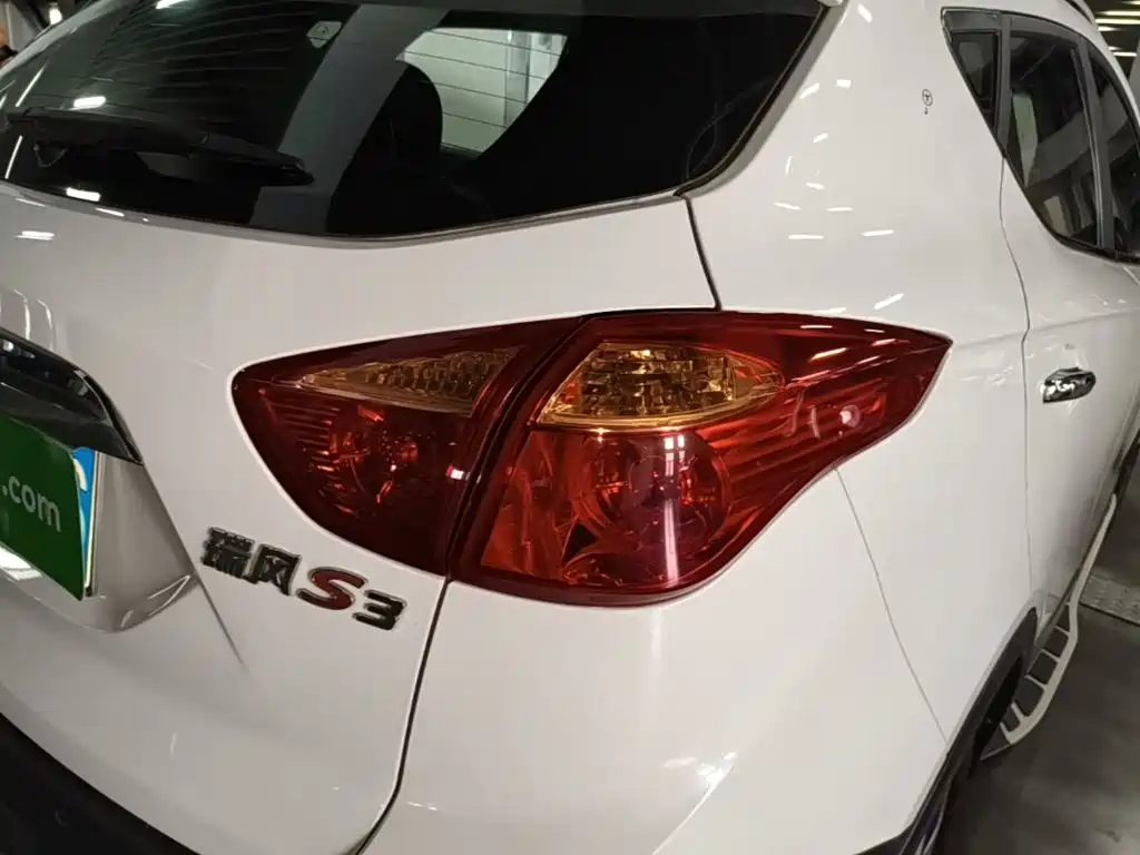 JAC Refine S3 2015 2014 1.5L CVT Luxury Smart