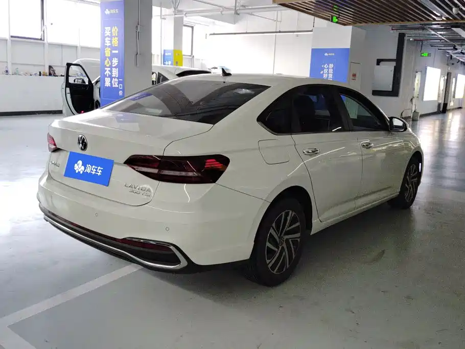 Volkswagen Lavida, миниатюра 3