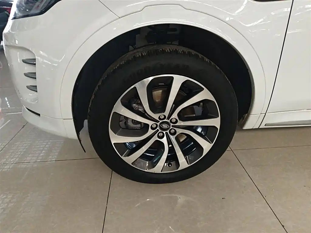 Land Rover Discovery Sport 2024 Performance Technology Edition фото 23