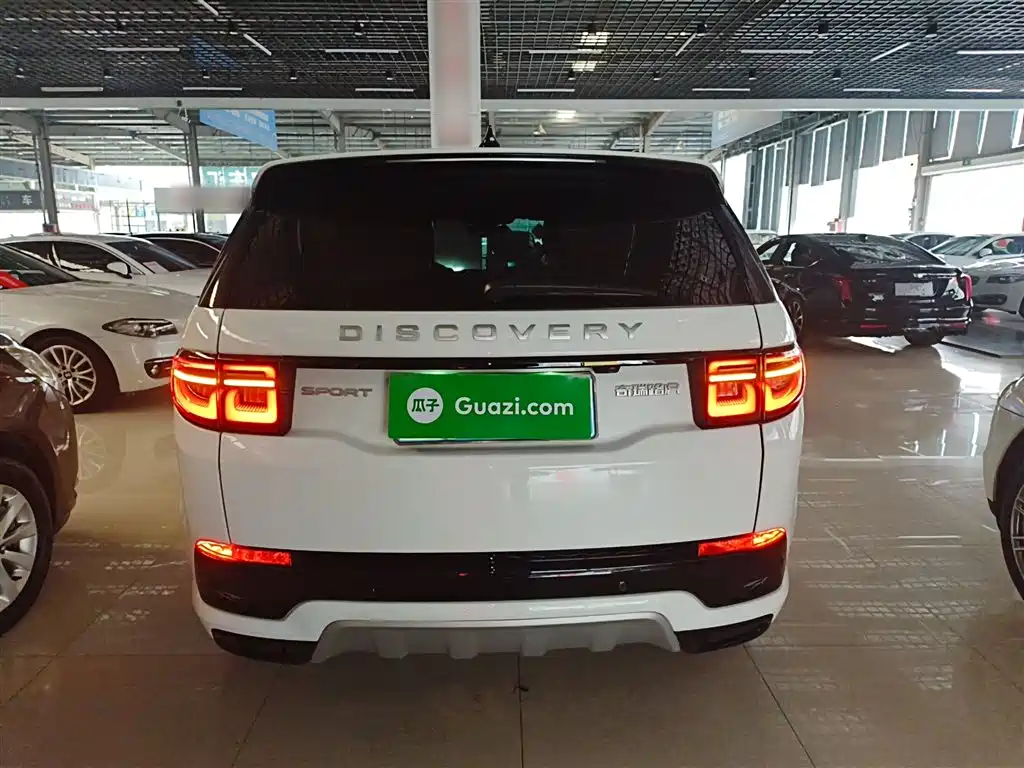 Land Rover Discovery Sport 2024 Performance Technology Edition фото 6