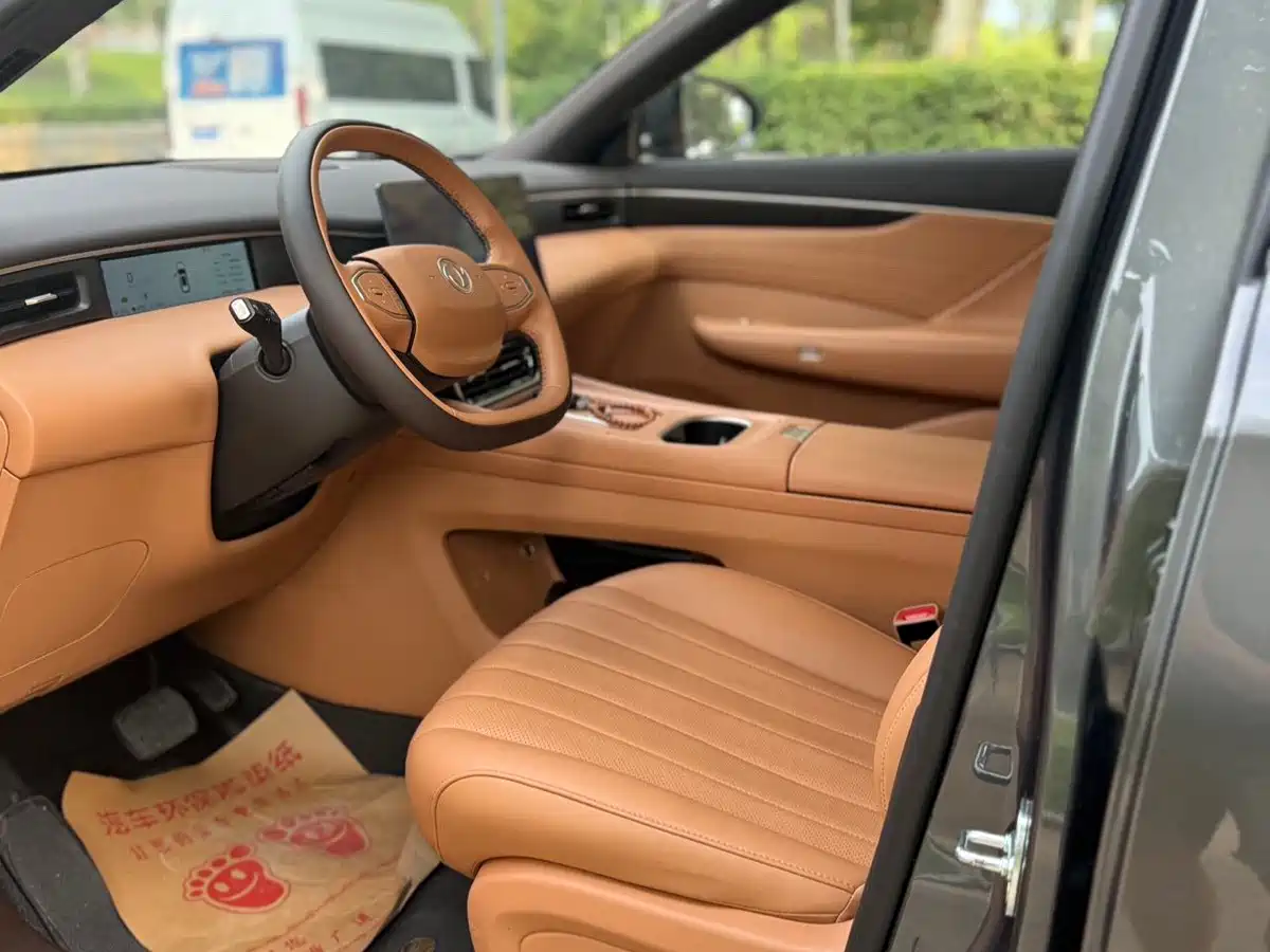 Dongfeng Aeolus L8 2026 2025 Plug-in Hybrid